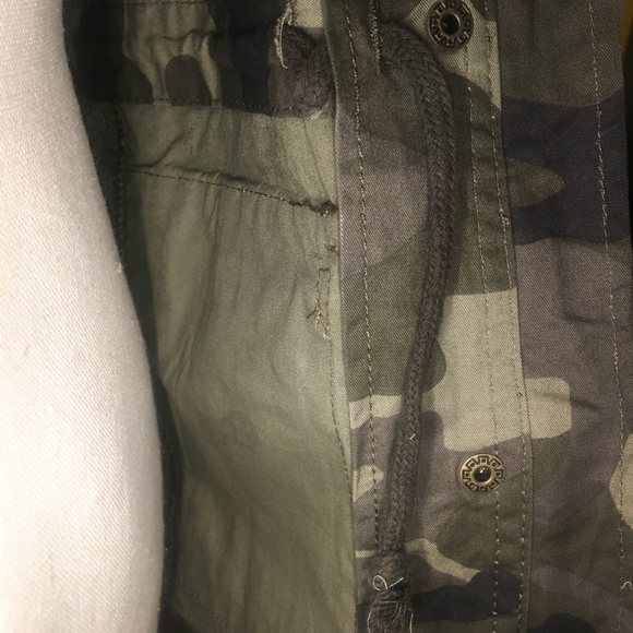 Love Tree Camouflage coat - Picture 6 of 8